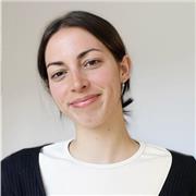 Profesora de Psicología con conocimientos de Grado en Psicología y en proceso del máster PGS. Ubicada en alicante.